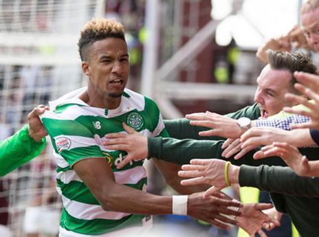 סינקלר חוגג (getty)