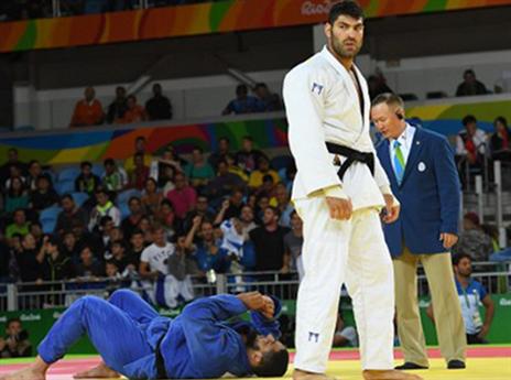 צלח ללא בעיות את היריב המצרי