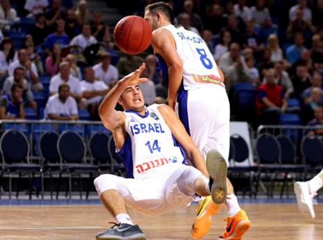 בלייזר. מהבולטים על הפרקט (מתוך האתר של איגוד הכדורסל)