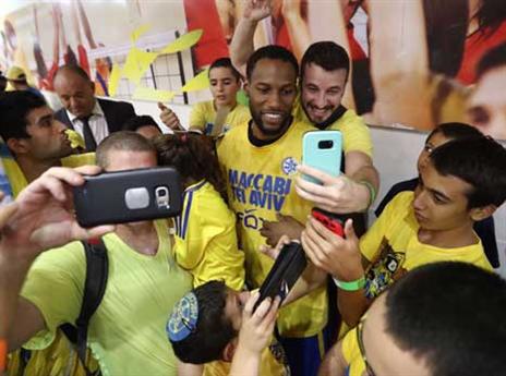 ווימס עם האוהדים. זה מה שמחכה לאייברסון (אלן שיבר)