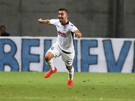 אוהב לשחק נגד הפועל ת"א (אלן שיבר)