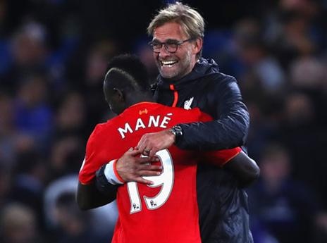 קלופ חוגג עם מאנה (GETTY)