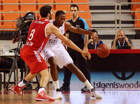 ההגנה התקשתה במחצית הראשונה (אודי ציטיאט)