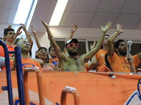 אוהדי ראשל"צ. הם כבר מוכנים לעונה (ערן לוף)