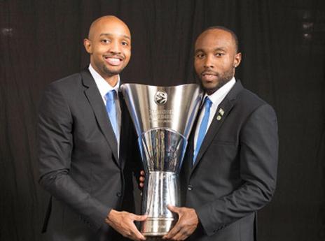 "שיא הקריירה שלי". היקמן וטייריס רייס עם הגביע (Getty)