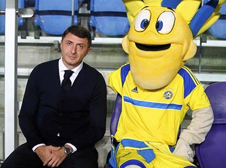 זכה לפרגון ענק. ארבלדזה (אלן שיבר)