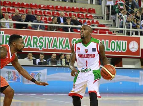 דילארד בדרך לסל (עמוד הטוויטר של קרשיאקה)