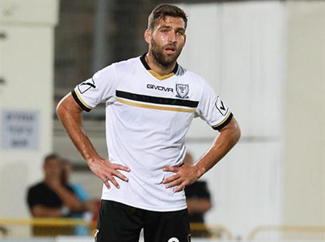 שכטר. לא יחגוג מול האקסית (לירון מולדובן)