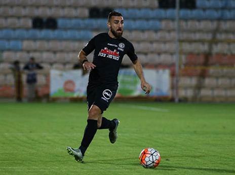 קרויף סימן גם את אלו (לירון מולדובן)