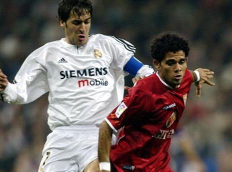 מונצ'י הביא את דני אלבס לספרד (GETTY)