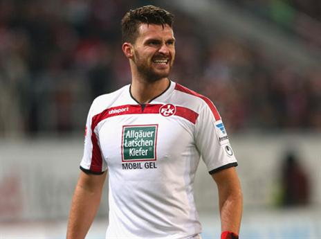 אלושי במדי קייזרסלאוטרן. לא הוערך ועזב לסנט פאולי (Getty)