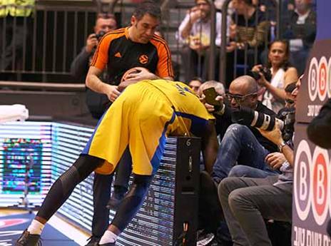 בילבל את כולם. ווימס (אלן שיבר)