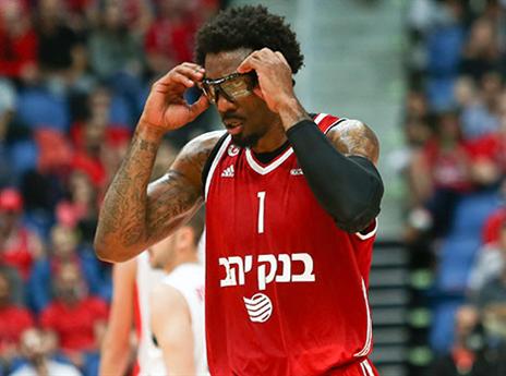 סטודמאייר. סוף סוף הוא נכנס לעניינים