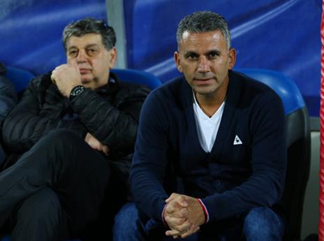 נתלה באילנות גבוהים. יחזקאל (לירון מולדובן)