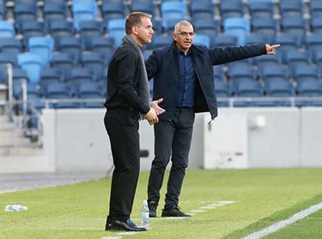 "לא מסכים שאין לנו על מה לשחק". דני גולן (יוסי שקל)