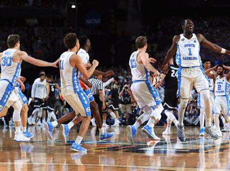 כל הילדים קופצים רוקדים (Getty)