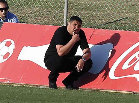 יודע שקבוצתו נראתה רע. נעים (אלן שיבר)