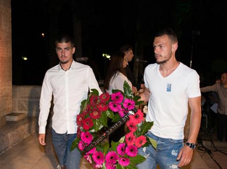 פישלר ואזריאל עם הזר (גיא ניצני)