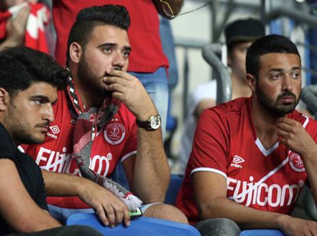 גם האוהדים האלה לא האמינו למראה עיניהם (אלן שיבר)