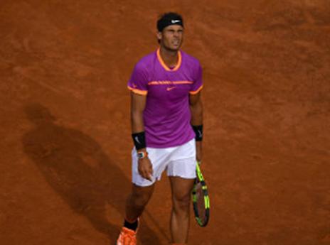 נדאל מאוכזב מעצמו מול תים (Getty)