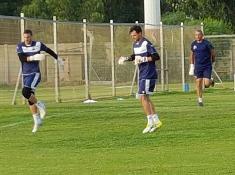 שטקוס באימון הבכורה