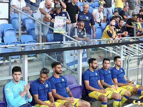 מכבי ת"א הציגה ספסל מגוון (אלן שיבר)