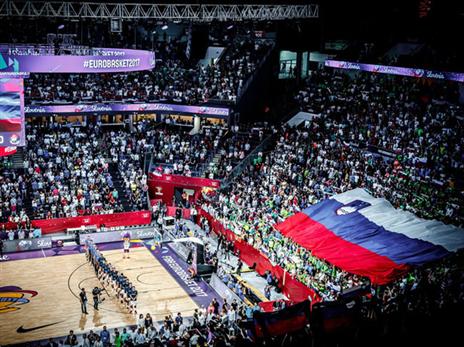 הקהל דחף, והפך את המשחק לצמוד (FIBA)