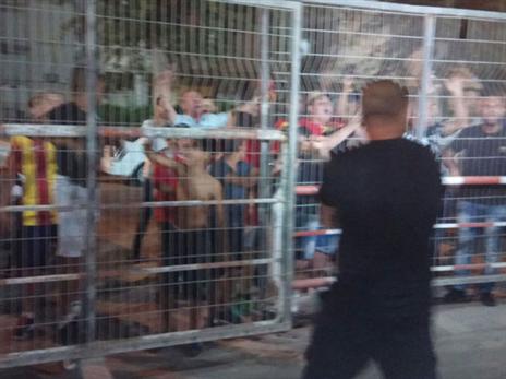 הקהל נגד המאמן