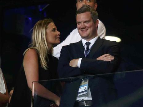 מנספורד בקשר עם העיריות בת"א ובנתניה