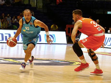 ניסים. משחק הפכפך במיוחד בחולון (אלן שיבר)