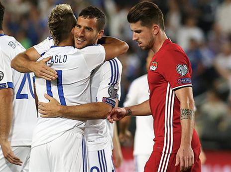 הנבחרת זקוקה לשלד של שחקנים מובילים (אלן שיבר)