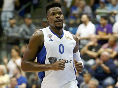 אדריאן. סיים עם 11 נקודות (אלן שיבר)