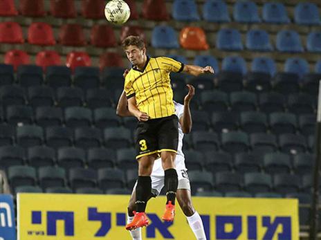 לא כשיר. קלטינס