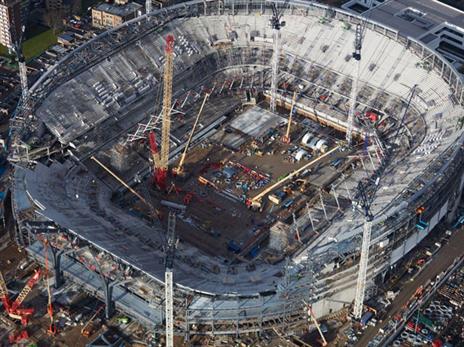 ממבט על (מהטוויטר הרשמי של טוטנהאם)