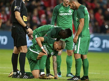 חוסר המזל רודף אותו. בוזגלו (אלן שיבר)