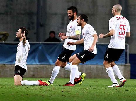 גינסארי וחבריו חוגגים. קלינגר: "תתאזרו בסבלנות לגבי אליפות, אין פה פחד" (אלן שיבר)