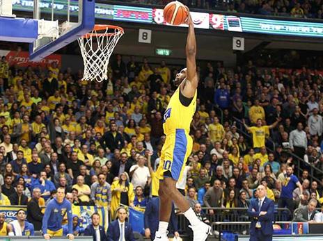 חולה? קול מרחף לדאנק (אלן שיבר)