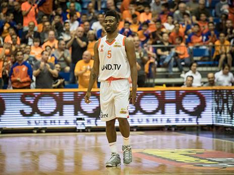 הגיבור של ראשל"צ. קית' לנגפורד (צילום: מנהלת הליגה)