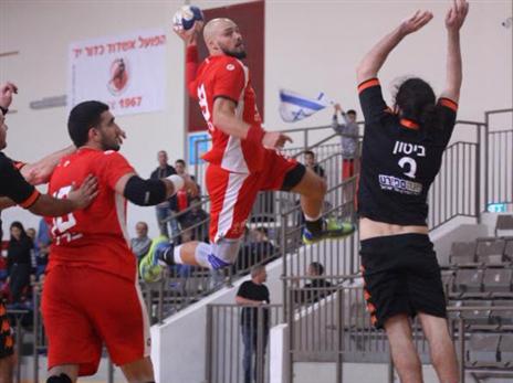 הפועל אשדוד תצליח לעלות למקום השישי? (צילום: משה דהן, הפועל אשדוד)