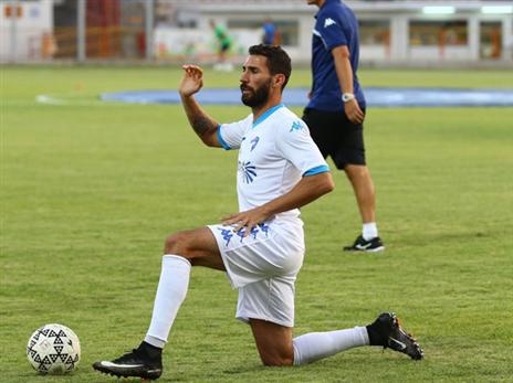 "אם נזכה בגביע אוכל בשר ואתפלל על כך אחר כך" (סוכנות ג'יני)