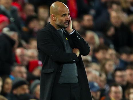 חסר אונים. גווארדיולה ספג את עיקר האש (getty)