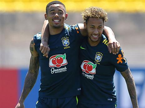 אחרי יותר מדי שנים, סופסוף לברזיל יש חוד מאיים (צילום: getty)