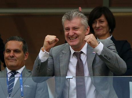 שוקר חוגג את הניצחון. "גאווה גדולה" (getty)