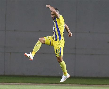 שכטר: "ידעתי שאני מגיע להיות שחקן רוטציה" (אלן שיבר)