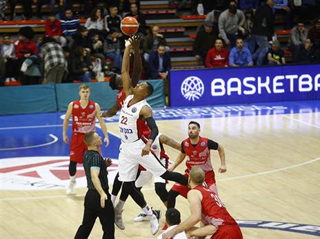 האדומים חוזרים מספרד עם ניצחון בסטייל (פיב"א)