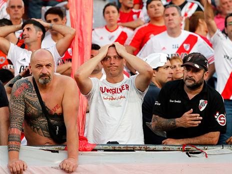 אוהדים מאוכזבים של ריבר ביציע (getty)