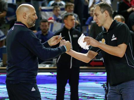 שתי אגדות על הקווים (אלן שיבר)