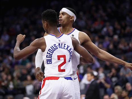 הקליפרס אכן מפתיעים. האריס והרוקי המצוין שיי גילגס אלכסנדר (צילום: Ezra Shaw/Getty Images)