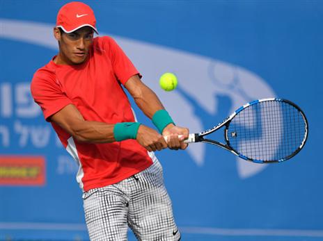 ניצחון קליל בחצי. צוקרמן (איגוד הטניס)