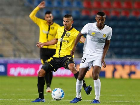 צעירי, מאוכזב מכמות הדקות שלו